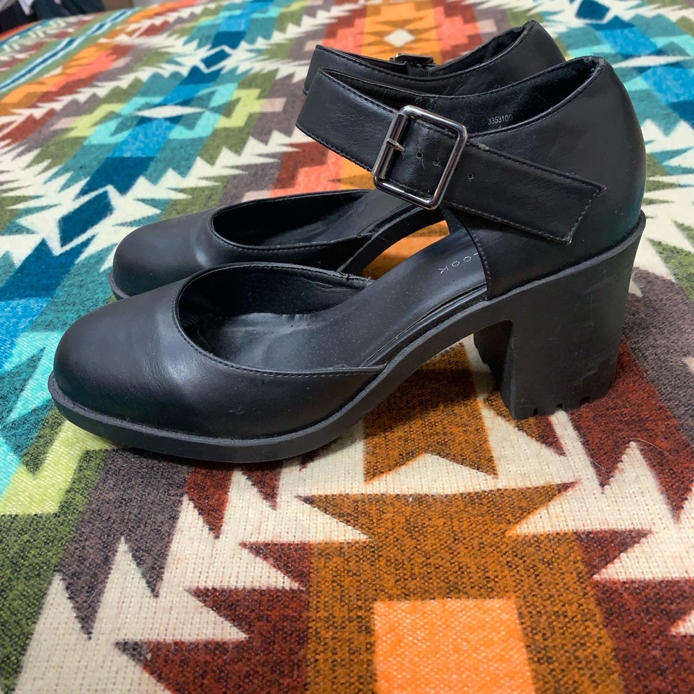 New Look Black Mary Jane Heels with Chunky Block Heel